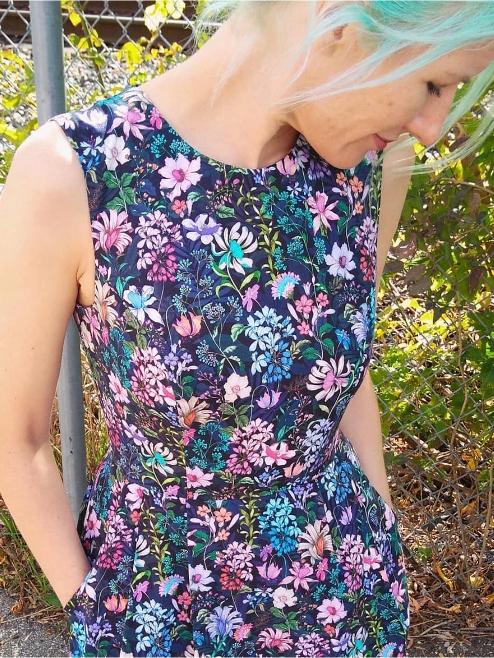 BIRDS OF NORTH AMERICA PEAFOWL DRESS